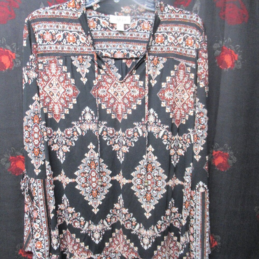 Black Geometric Pattern Boho Tunic With Lace Trim - image 2